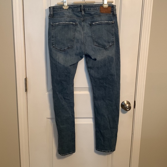 Men’s Mavi Straight Leg Jeans - Picture 2 of 5